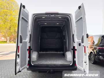 Volkswagen Crafter - 11