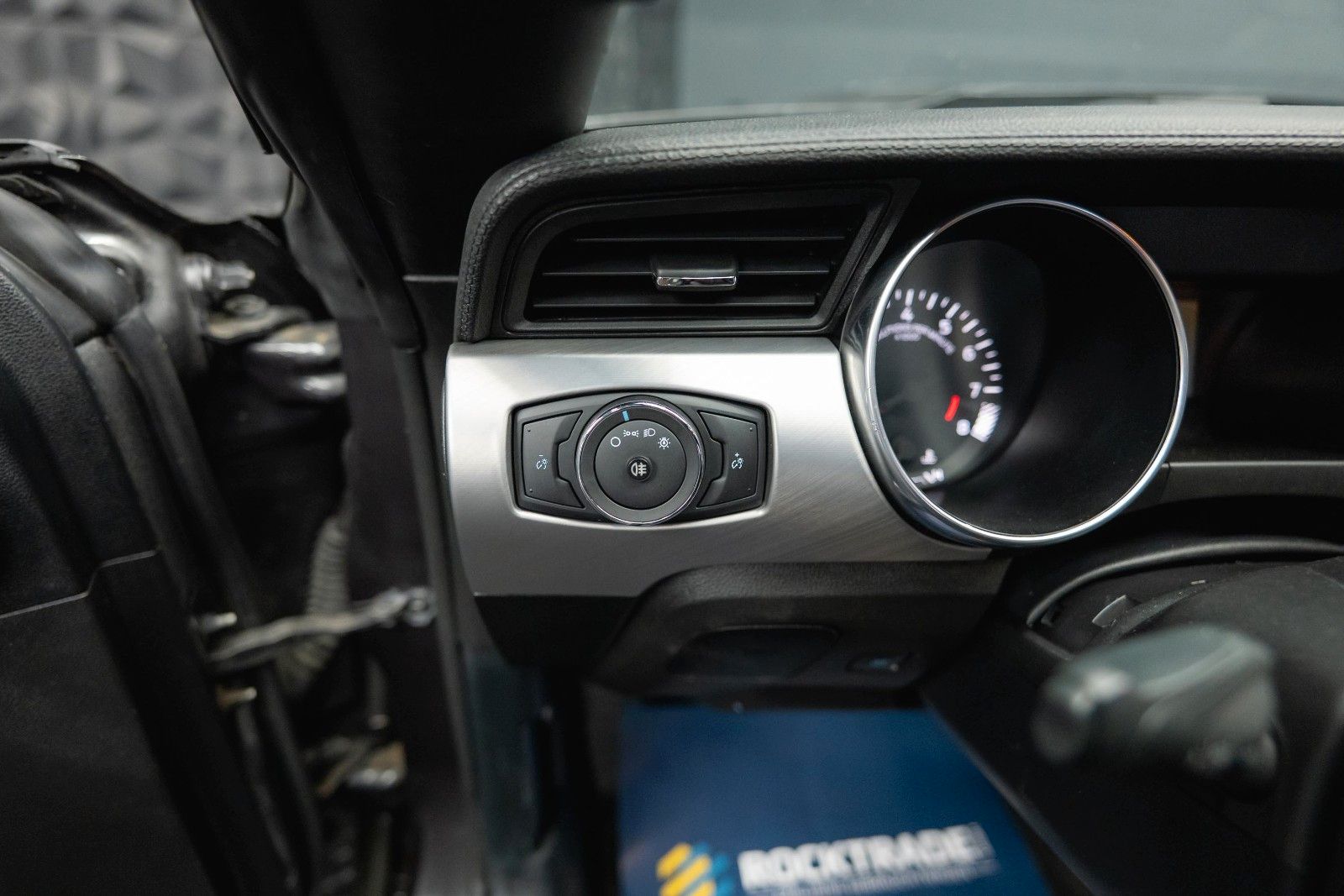Fahrzeugabbildung Ford Mustang Shelby GT 500 5.0 V8 Performance CarPlay