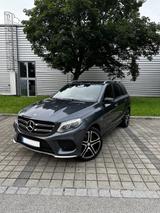 Mercedes-Benz GLE 450 AMG 4MATIC ALLES NEU! Sehr guter Zustand - Mercedes-Benz GLE 450 aus 2016
