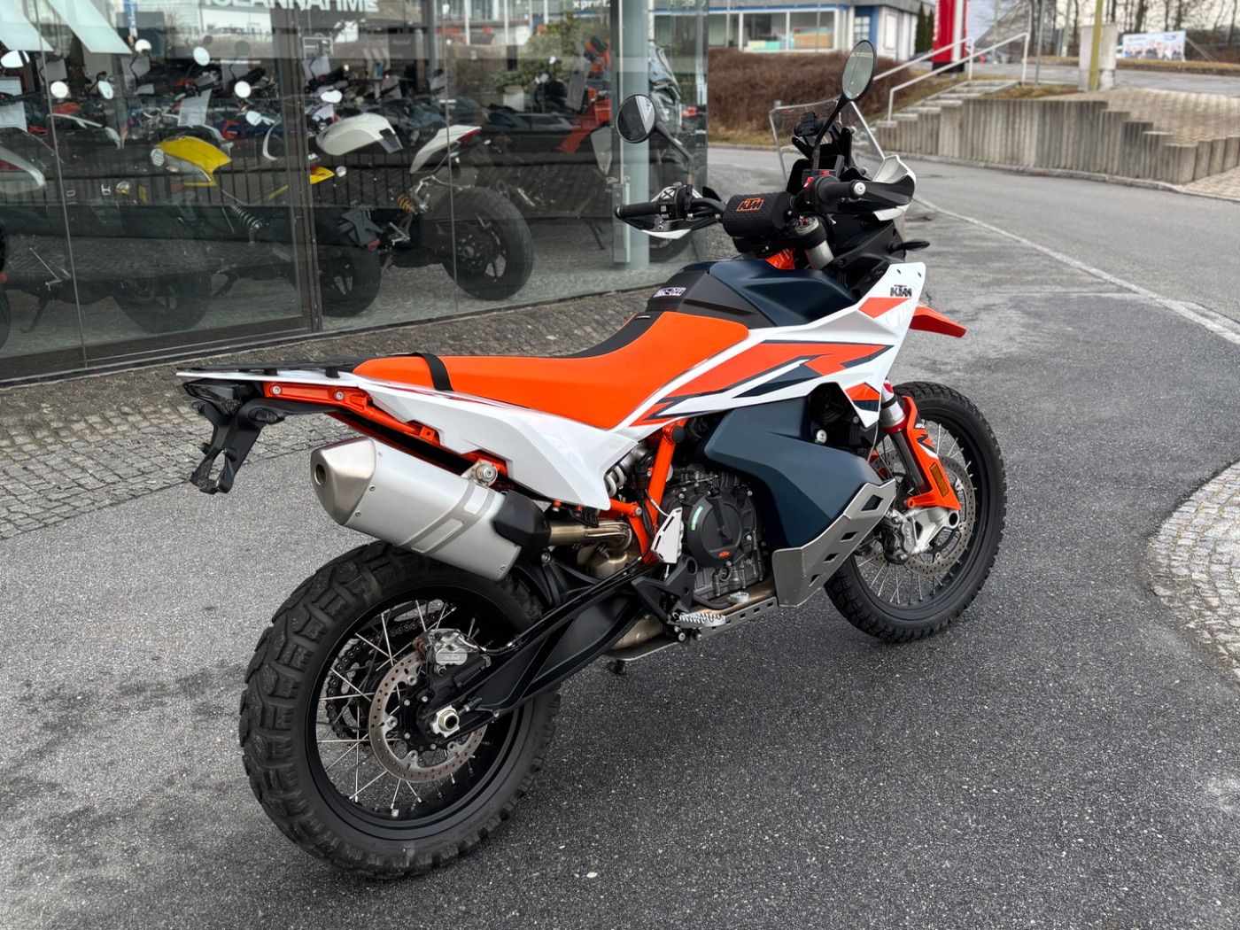 Fahrzeugabbildung KTM 890 Adventure R Techpack, viel Ausstattung