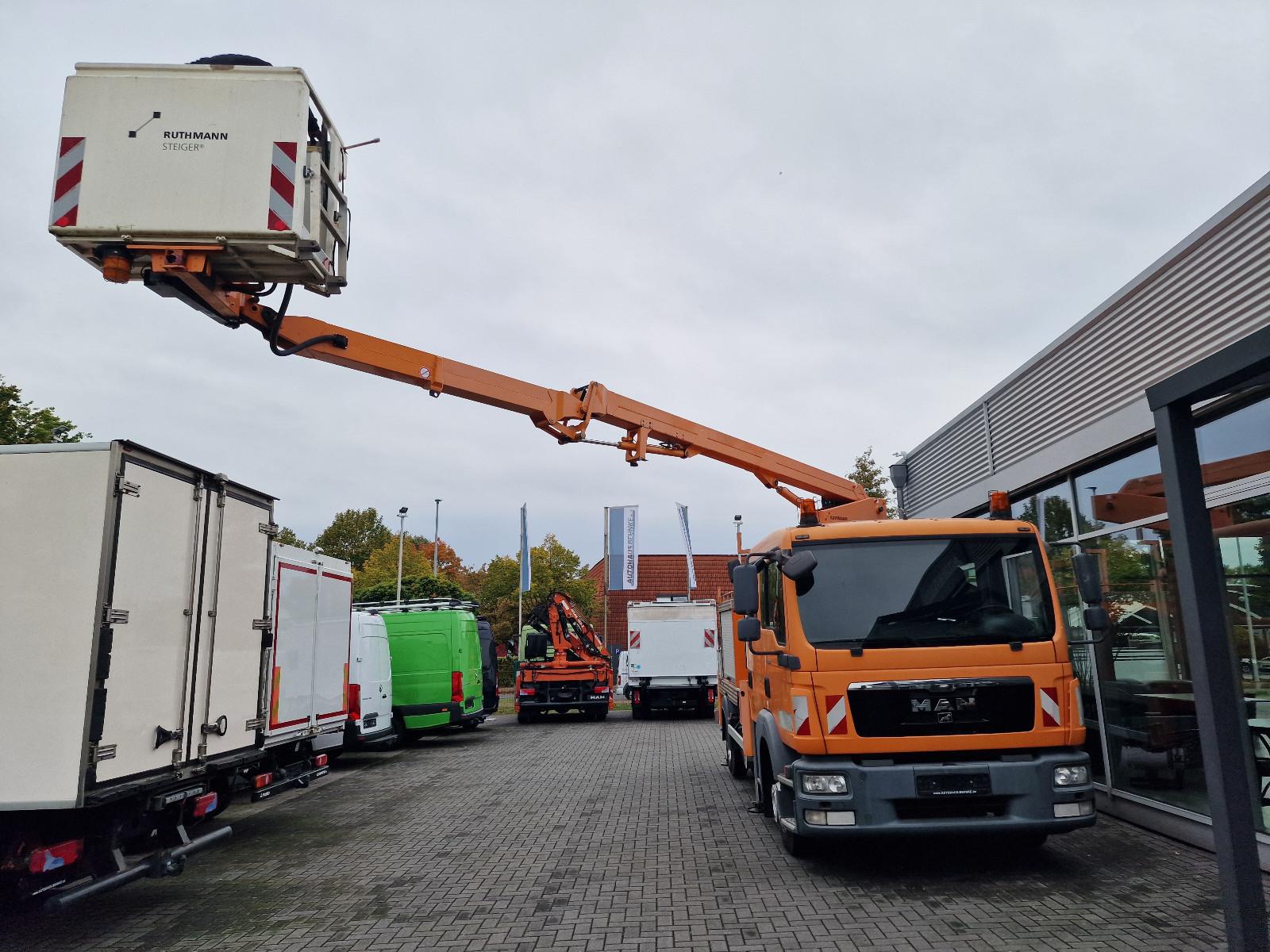 MAN TGL 8.180 Doka 6 Sitzer Ruthmann Arbeitsbühne