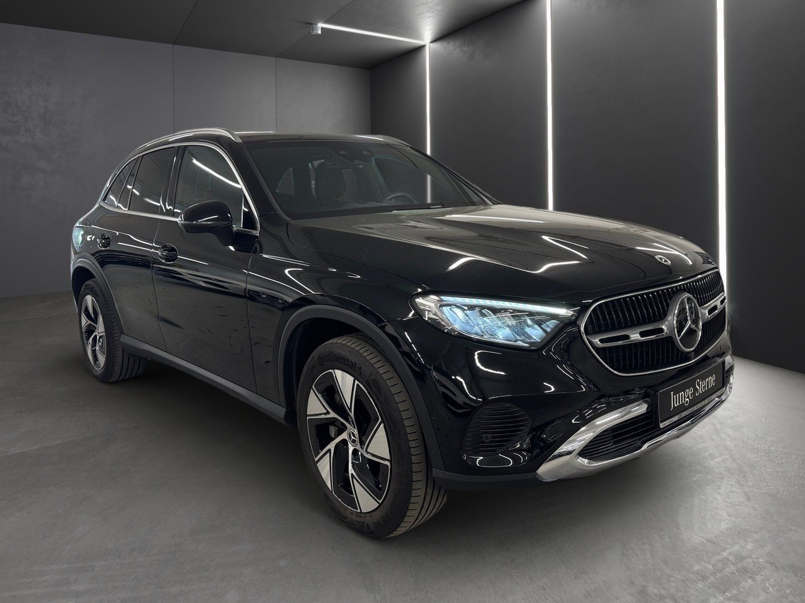 Fahrzeugabbildung Mercedes-Benz GLC 300 e 4M Avantg*360*AHK*Distronic*Memory*LED