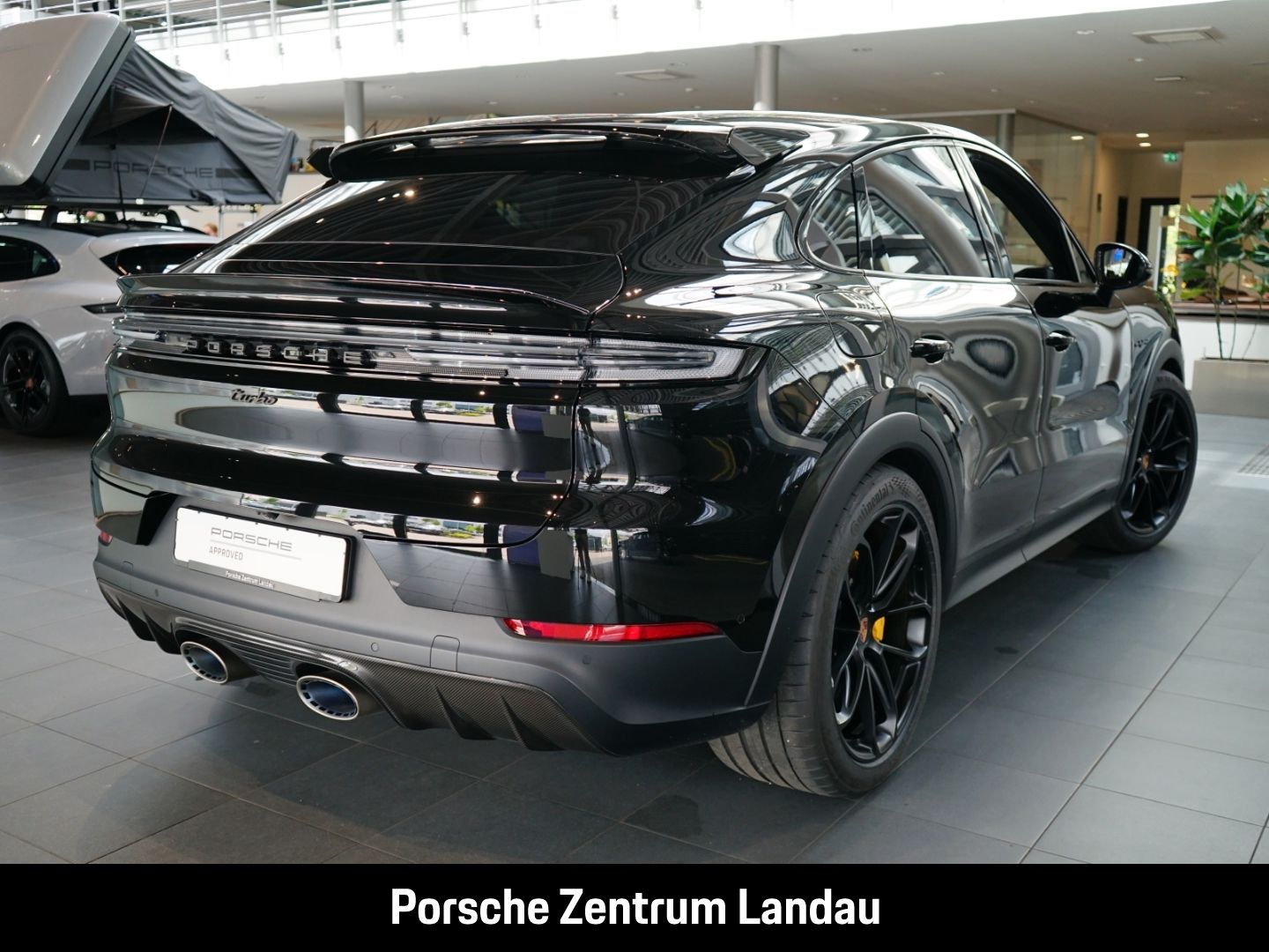 Porsche Cayenne Turbo E-Hybrid Coupe mit GT-Paket PDCC imagem 2