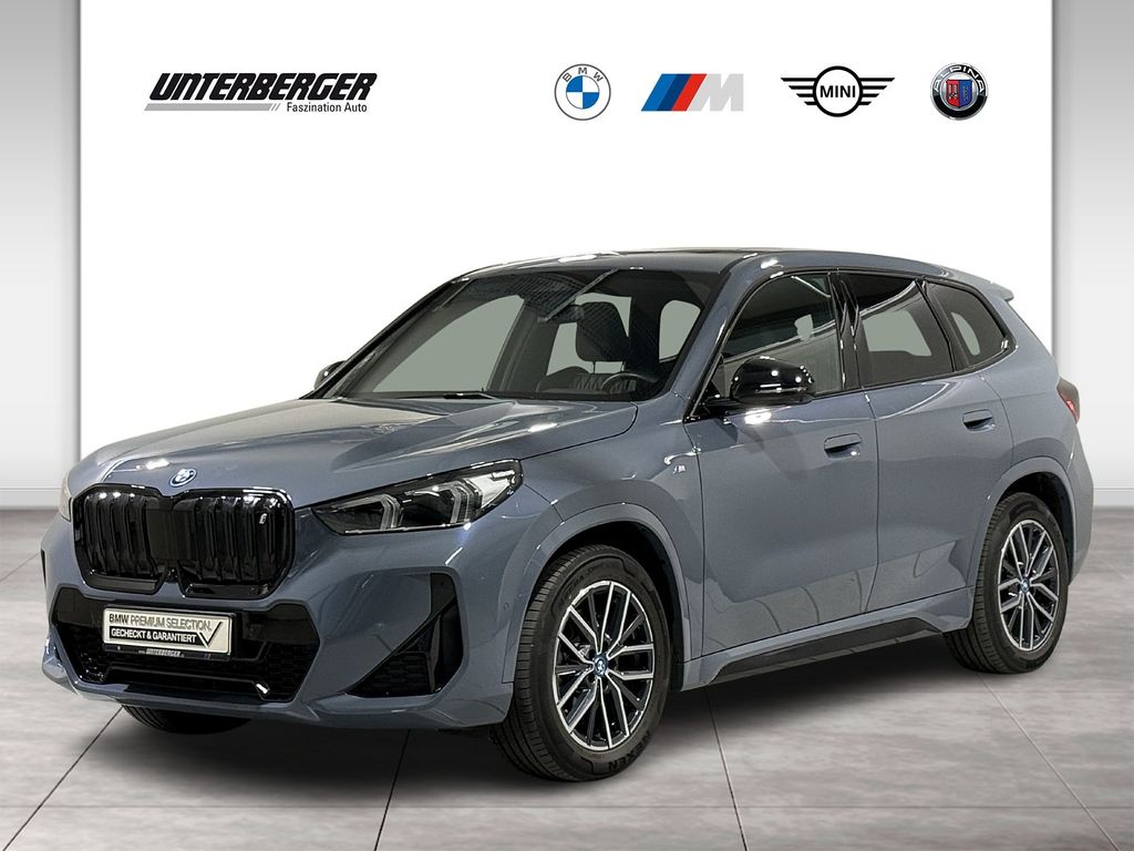 Image of BMW iX1