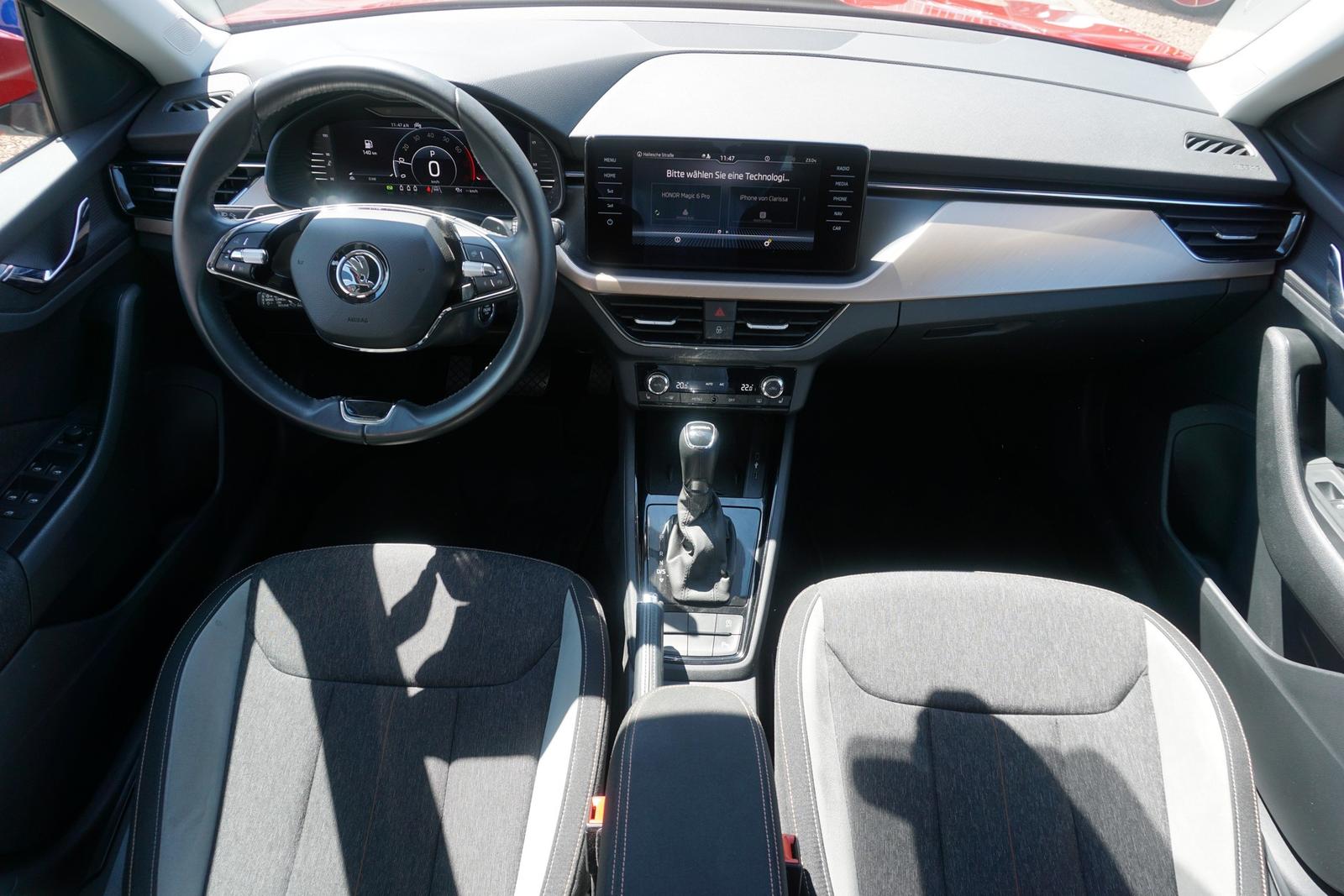 Skoda Kamiq Style DSG LED Navi ACC AHK DAB PDC USB