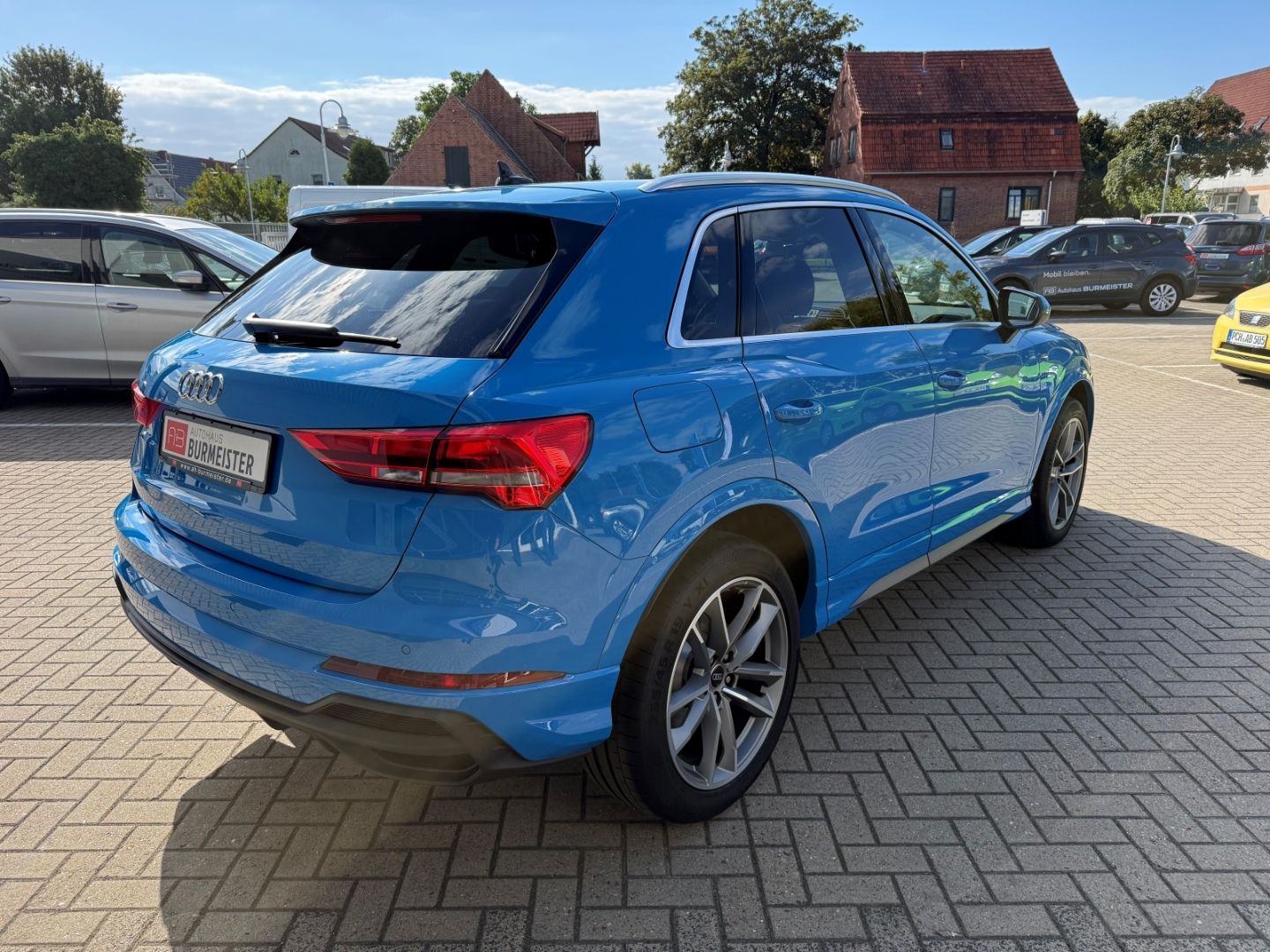 Fahrzeugabbildung Audi Q3 35 TDI S Line LED ACC TWA Navi el. Heckkl. Fu