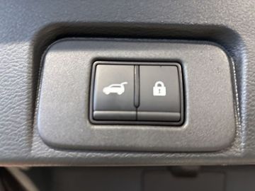 Fotografie 13 des Nissan X-Trail 1.5 VC-T e-POWER e-4ORCE Tekna