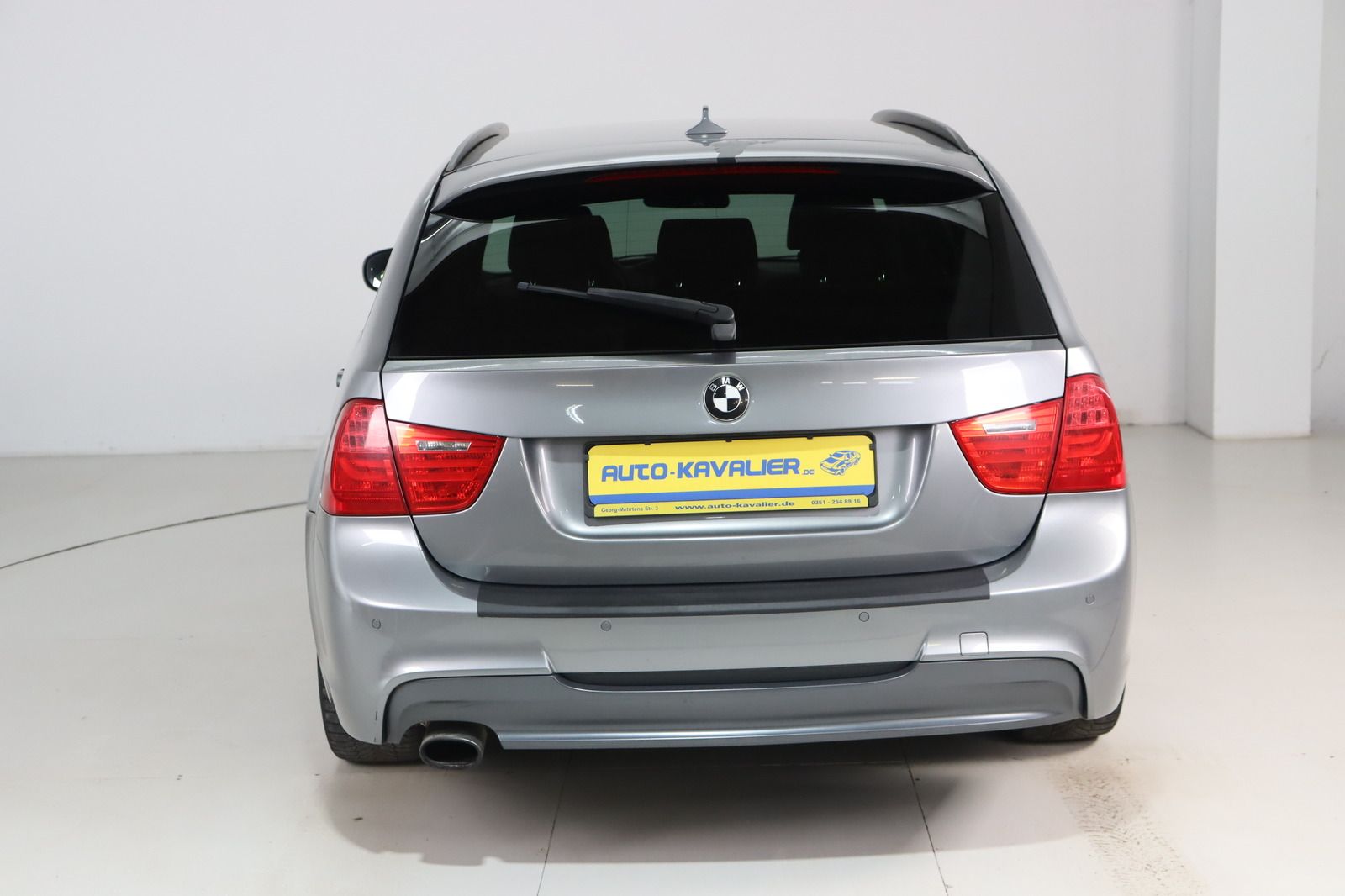 Fahrzeugabbildung BMW 320 d xDrive M-Paket * Xenon * Navi * Alcantara