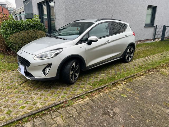 Ford Fiesta Active X 1.5 TDCI mit TOP-Auss...