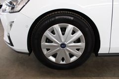 Fahrzeugabbildung Ford Focus AUTOMATIK Turnier Cool & Connect AHK + ACC