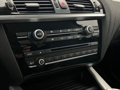 BMW X3 20i/ 4x4 / NUR 36.tKM / GARANTIE / 1.HD /AHK BMW X3 20i/ 4x4 / NUR 36.tKM / GARANTIE / 1.HD /AHK