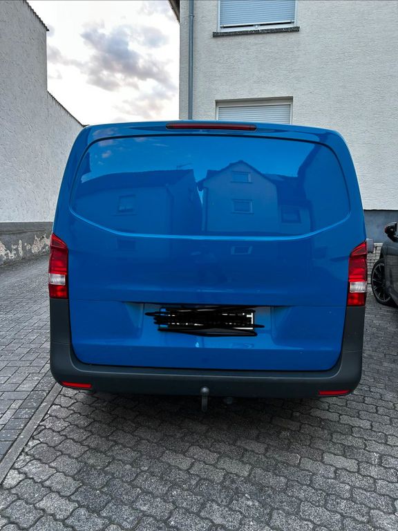 Image of Mercedes-Benz Vito