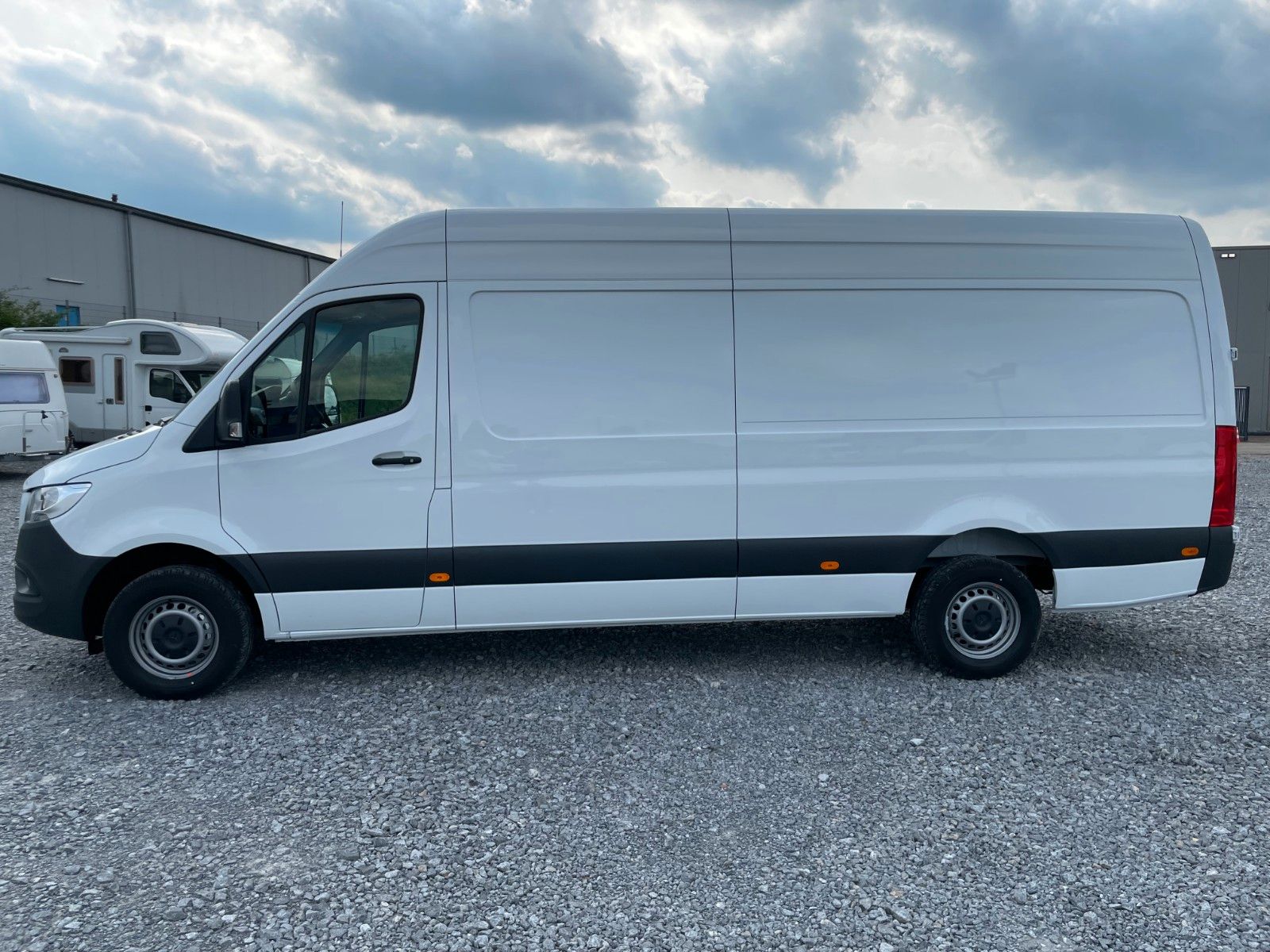 Fahrzeugabbildung Mercedes-Benz Sprinter III  317 CDI  Maxi Kamera