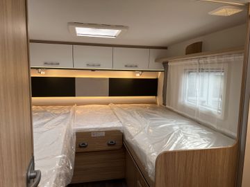 Fahrzeugabbildung Sunlight T 68