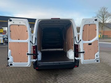 Bild 6 Renault Master Kasten L3H2 3,5T Advance 150PS