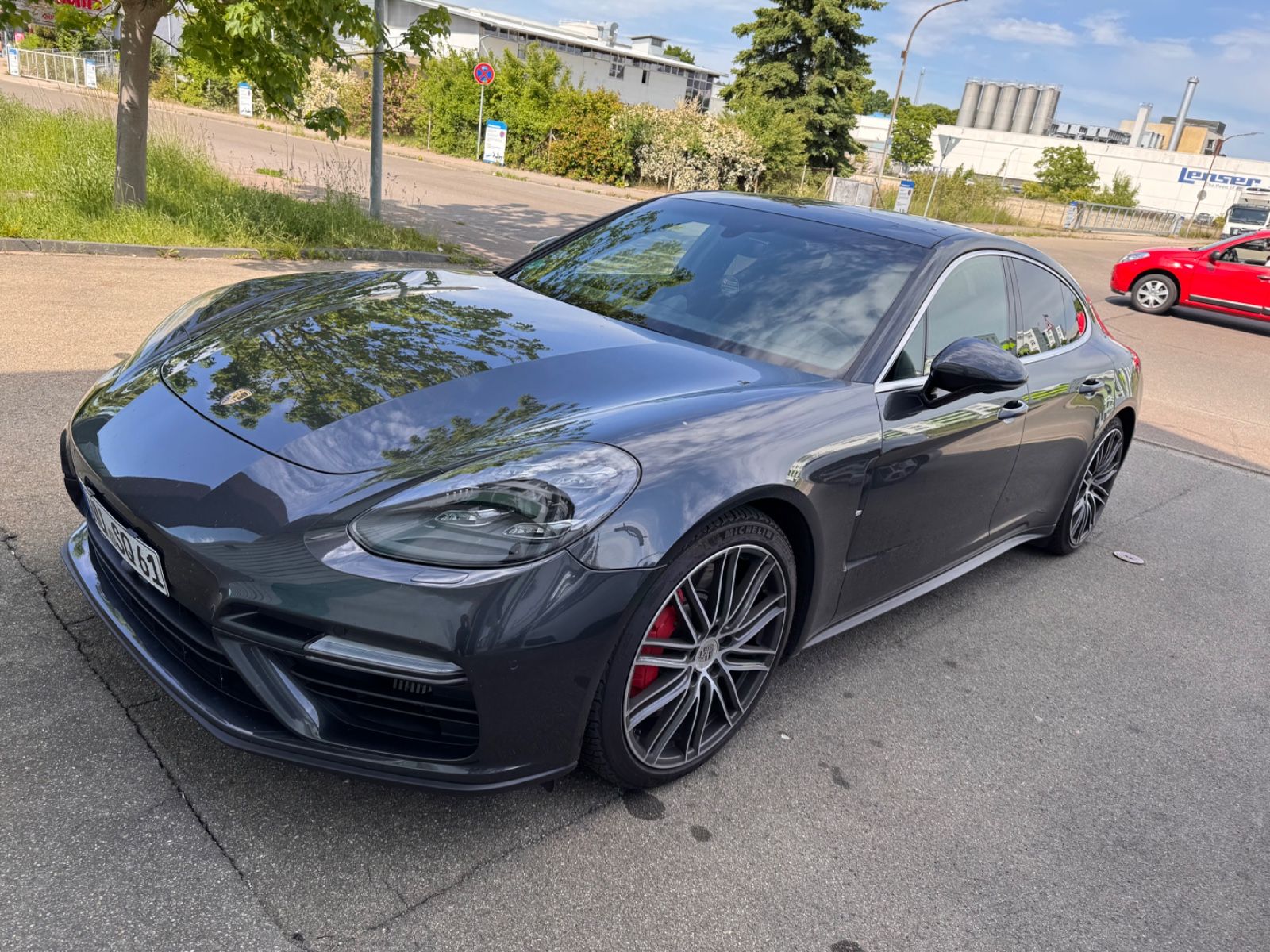 PORSCHE Panamera Turbo