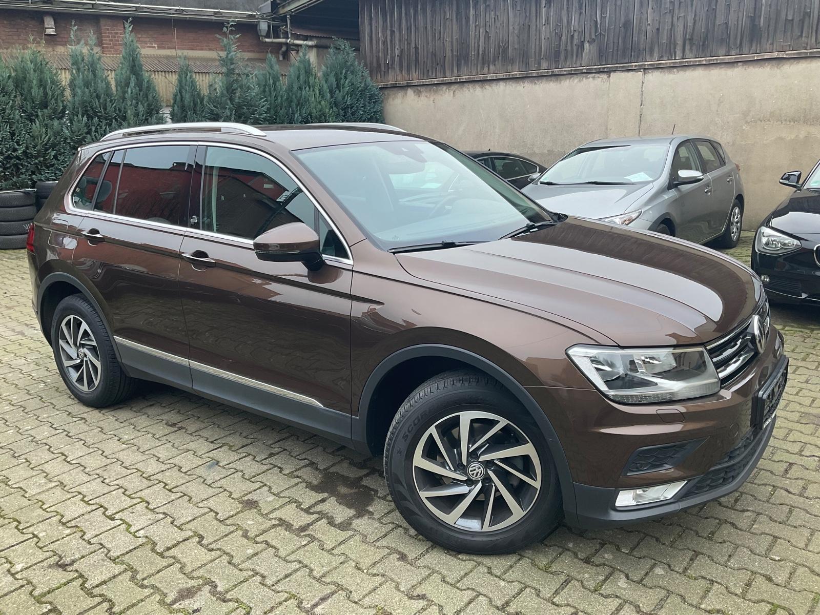 Volkswagen Tiguan,1,4 TSI,DSG,4MOTION,LED,KAM.AHK,PDC,ALU