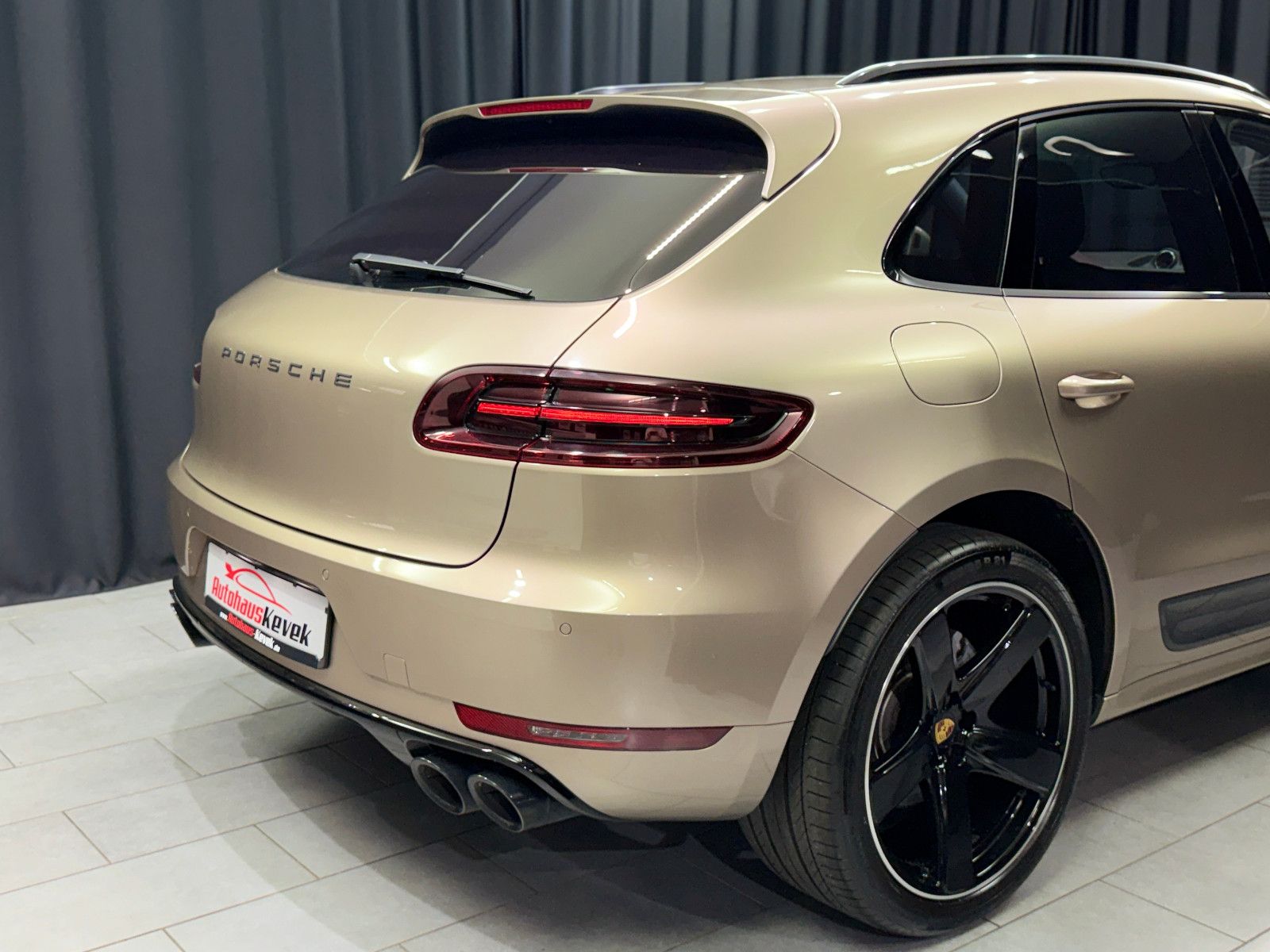 Fahrzeugabbildung Porsche Macan S Diesel |PANO|360°|LED|BOSE|VOLL