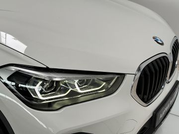 Fahrzeugabbildung BMW X1 sD20i Navi LED AHK Lenkradheizung PDC M Sport