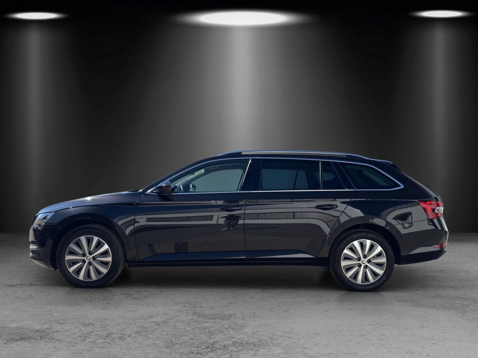 Skoda Superb Combi 2.0 TDI Style DSG/AHK/KAMERA/ST-HZG