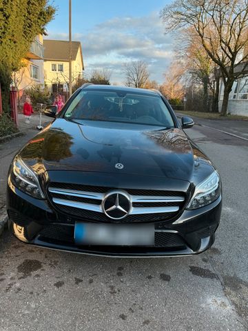 MERCEDES-BENZ Mercedes C 300 e T-Modell - 58000km - Jung...