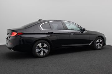 BMW 520 - 6