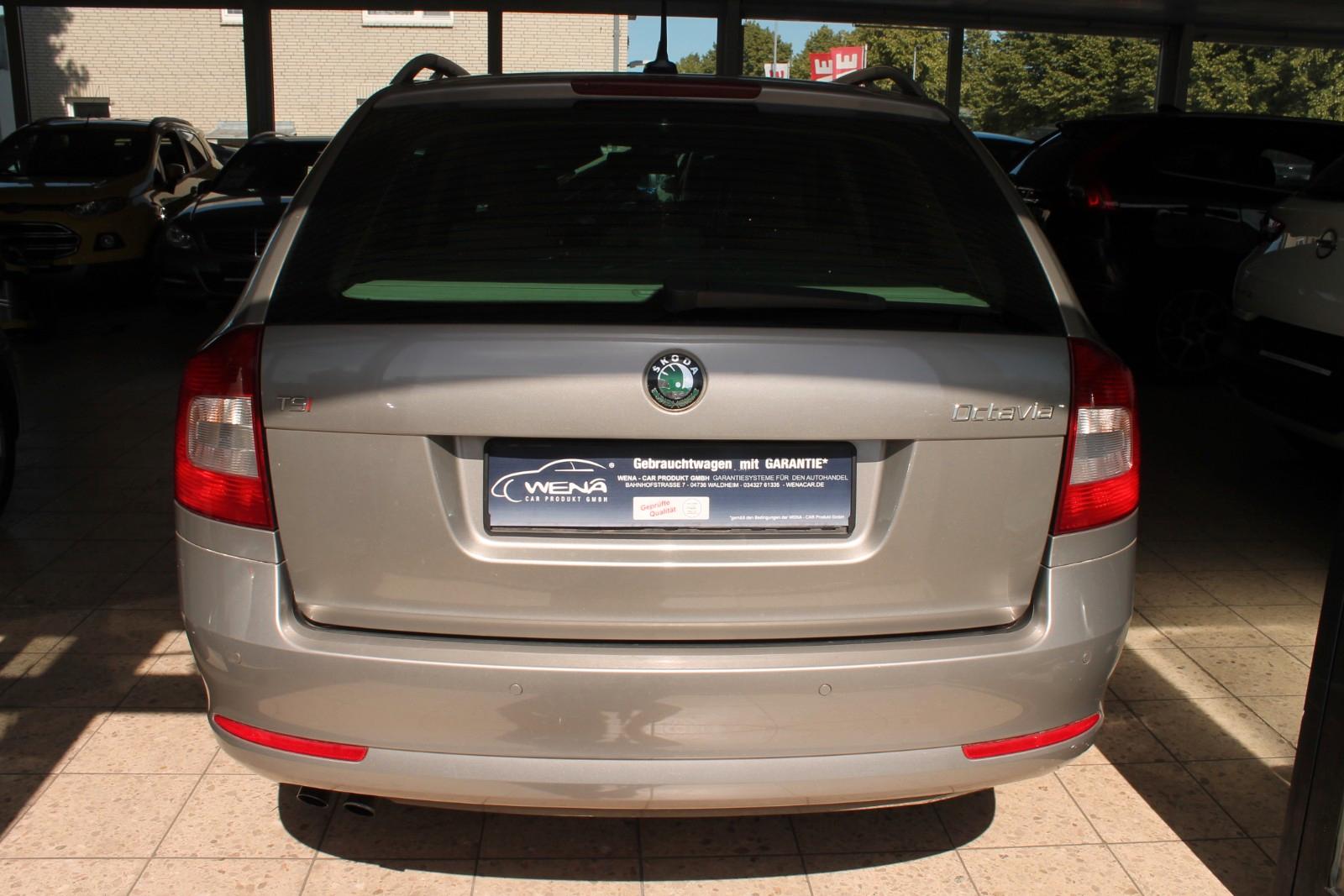 Skoda Octavia 2011 — photo 8