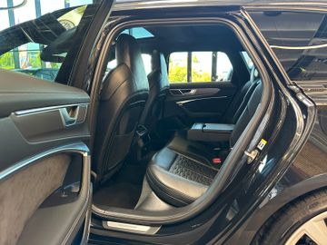 Audi RS6 4.0 TFSI tiptr. quattro *HUD*PANO*MATRIX*