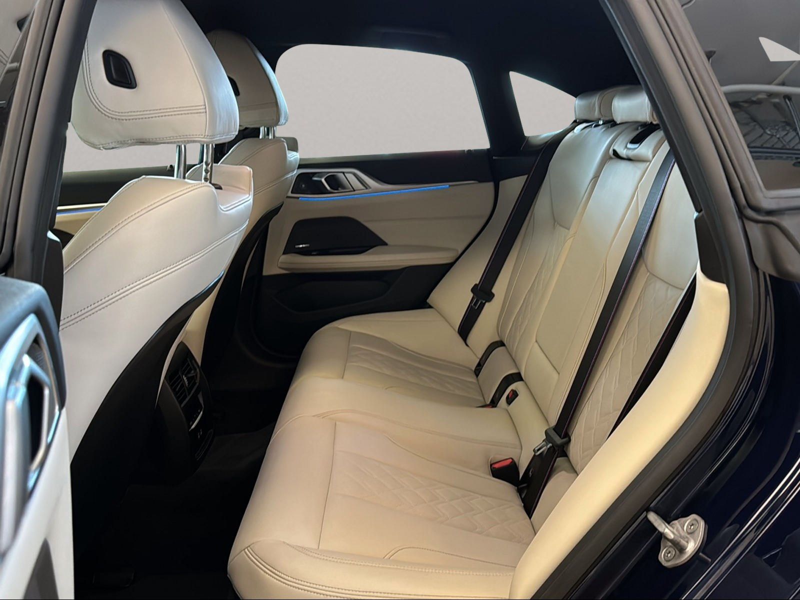 BMW i4 - Bild 9