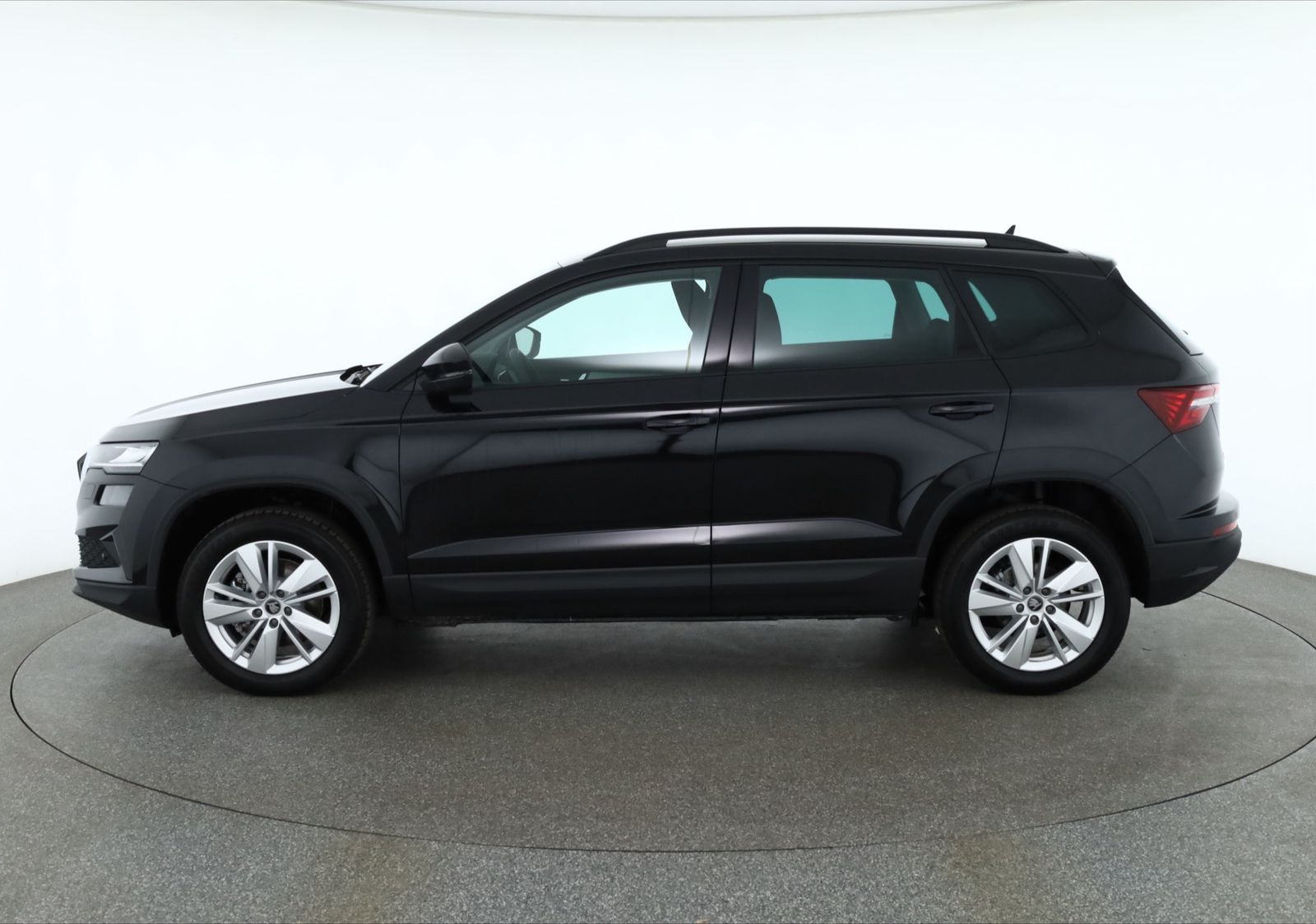 Skoda Karoq 1.5 TSI DSG LED ACC Navi Kamera AHK imagem 2