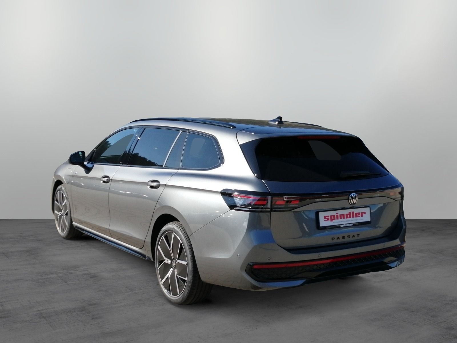 Volkswagen Passat Variant R-Line Signature 1.5 eHybrid DSG foto 3