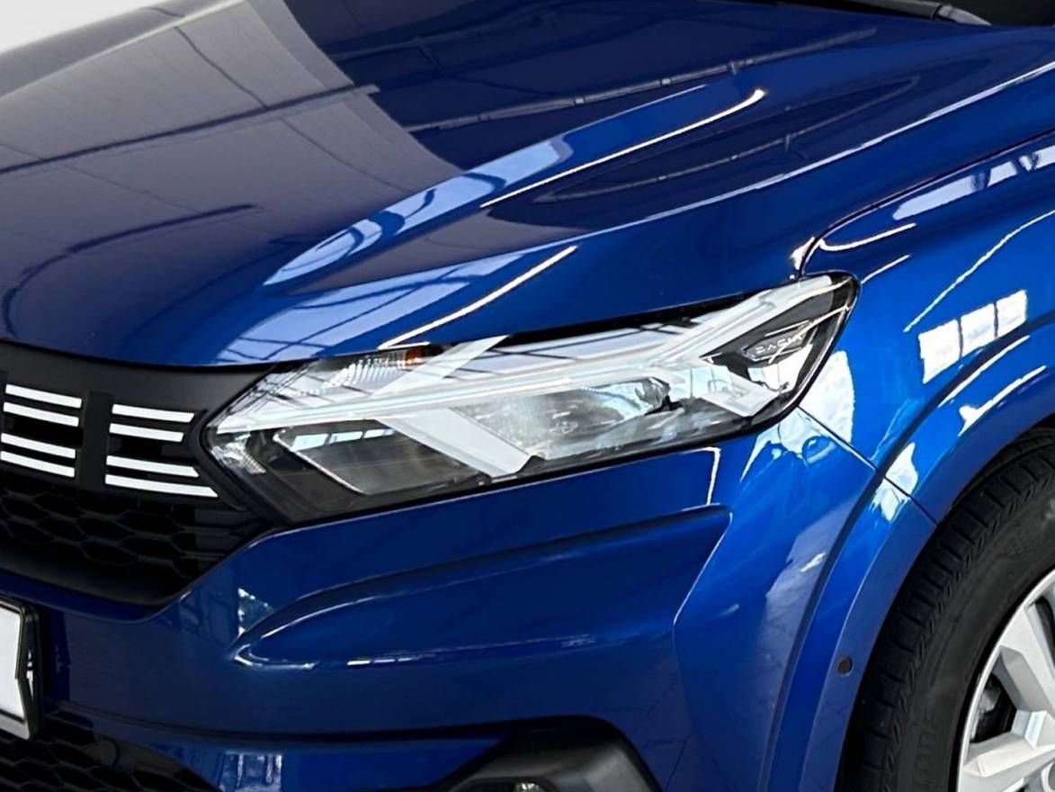 Fahrzeugabbildung Dacia Sandero Expression TCe 100 ECO-G