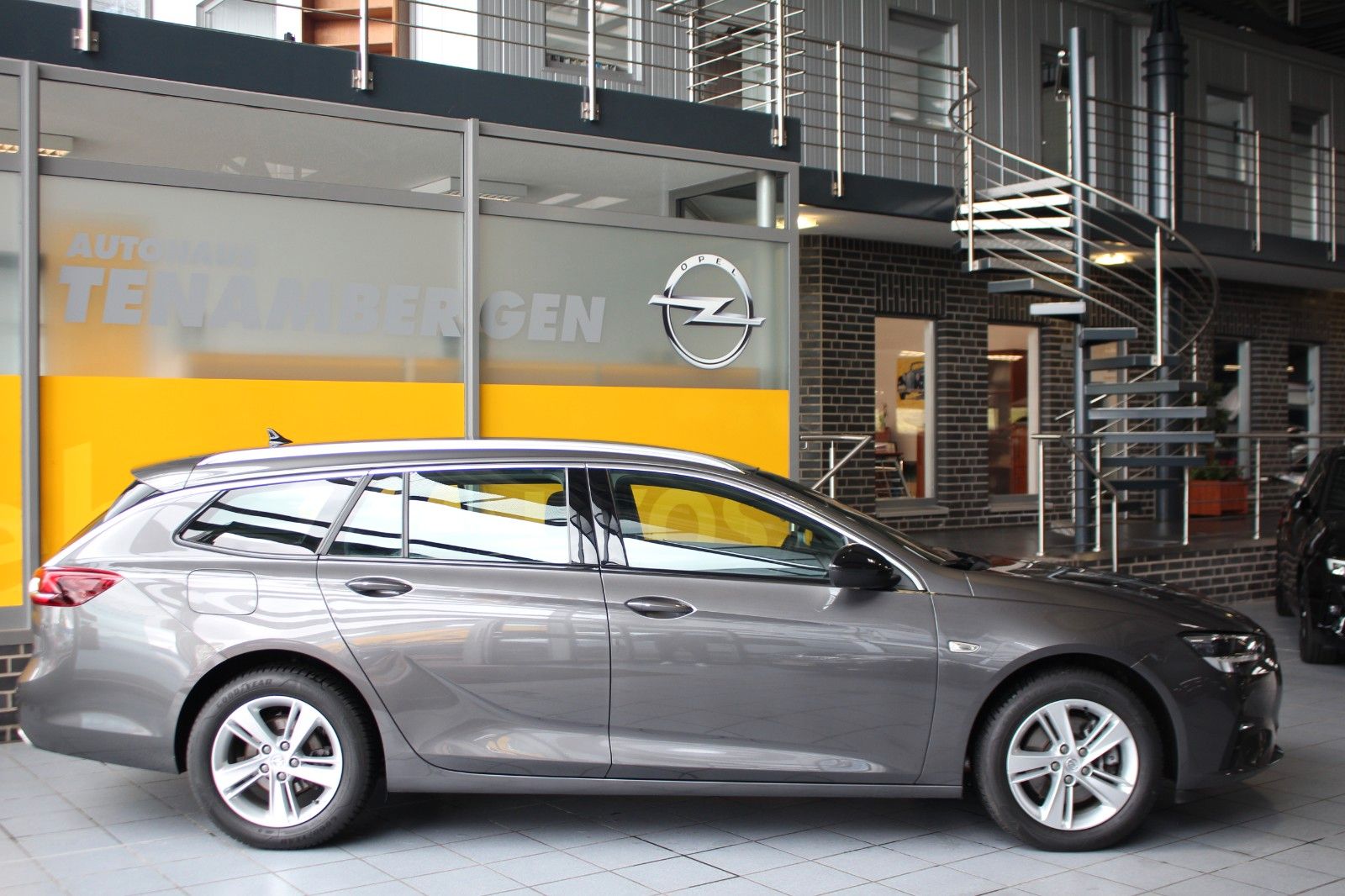 Opel Insignia B Sports Tourer Elegance Massage AHK AC imagem 2