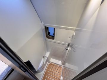 Sunlight Cliff X 600 Dieselhzg. LED SOLAR Safety+ACC NAVI