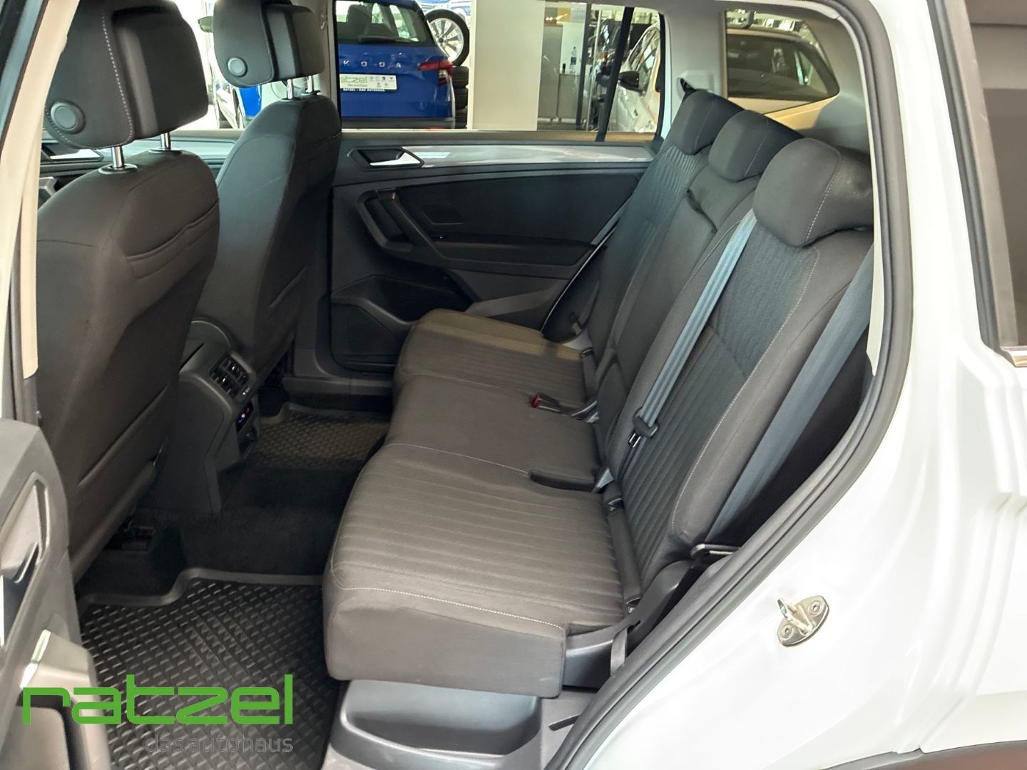 Fahrzeugabbildung Volkswagen Tiguan Allspace 2.0 TDI DSG Life AHK+LED+ACC Dig