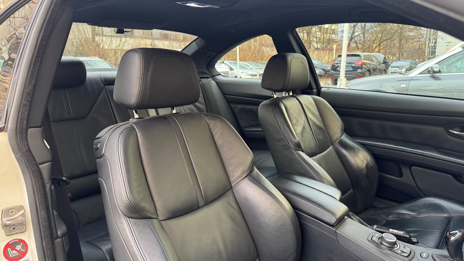 BMW M3 E92 V8 4.0 420 ch BVA - CUIR - BI-XENON - HARMAN KARDON