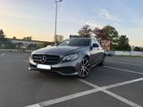 Mercedes-Benz E 250 Autom. Pano/ 360/ Apple Car  - Mercedes-Benz E 250 in Hannover