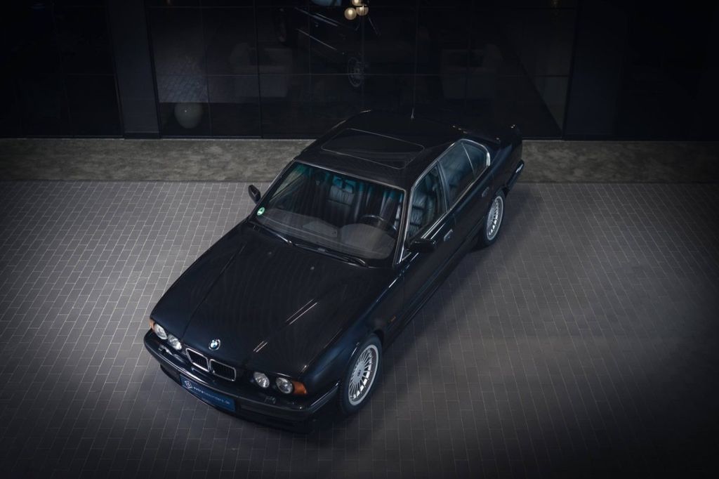 BMW-Alpina B10