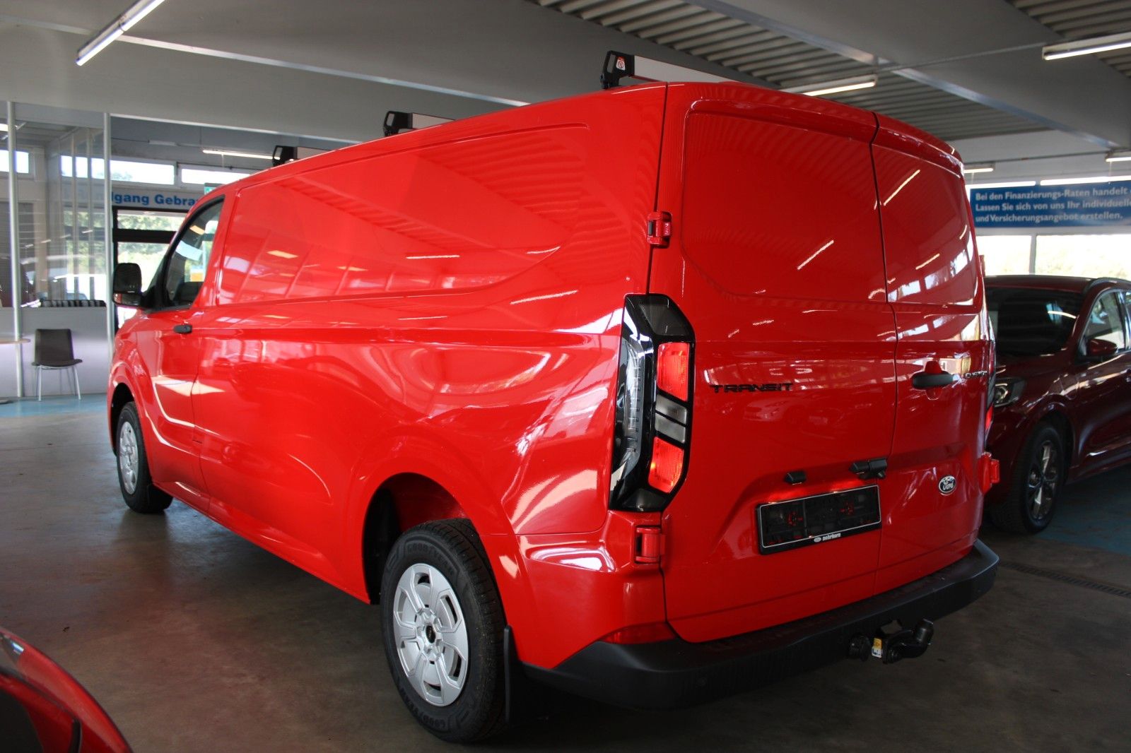 Fahrzeugabbildung Ford Transit Custom TREND L2 Kasten AHK Dachträger