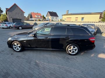 Mercedes E 200 - 5