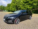 Skoda Octavia 2.0 TDI SCR DSG 4x4 RS60 Combi RS60 - Skoda Octavia in Solingen