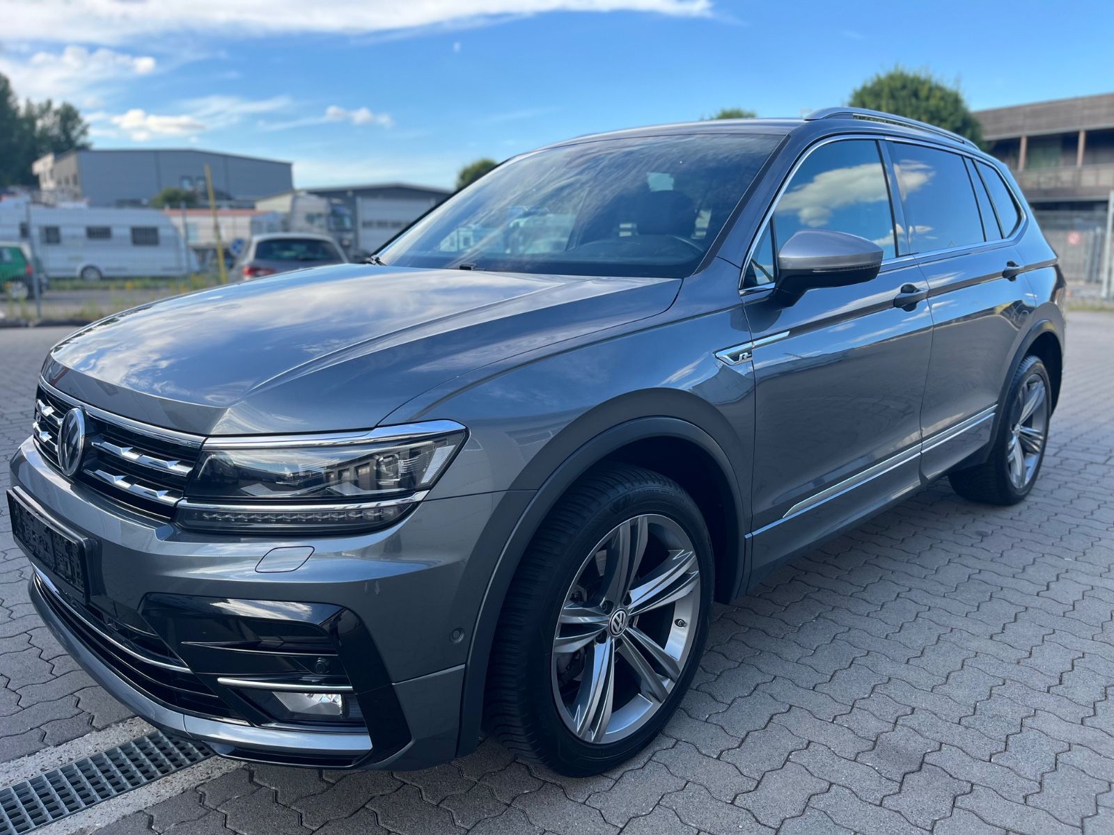 VW Tiguan Allspace R-Line Highline 4Motion