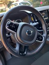 Volvo XC60 T6 AWD Momentum Geartronic Momentum - Volvo XC60 mit Benzin-Antrieb