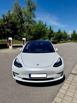 Tesla Model 3 Dual Motor Allrad - Tesla Model 3 Gebrauchtwagen in München