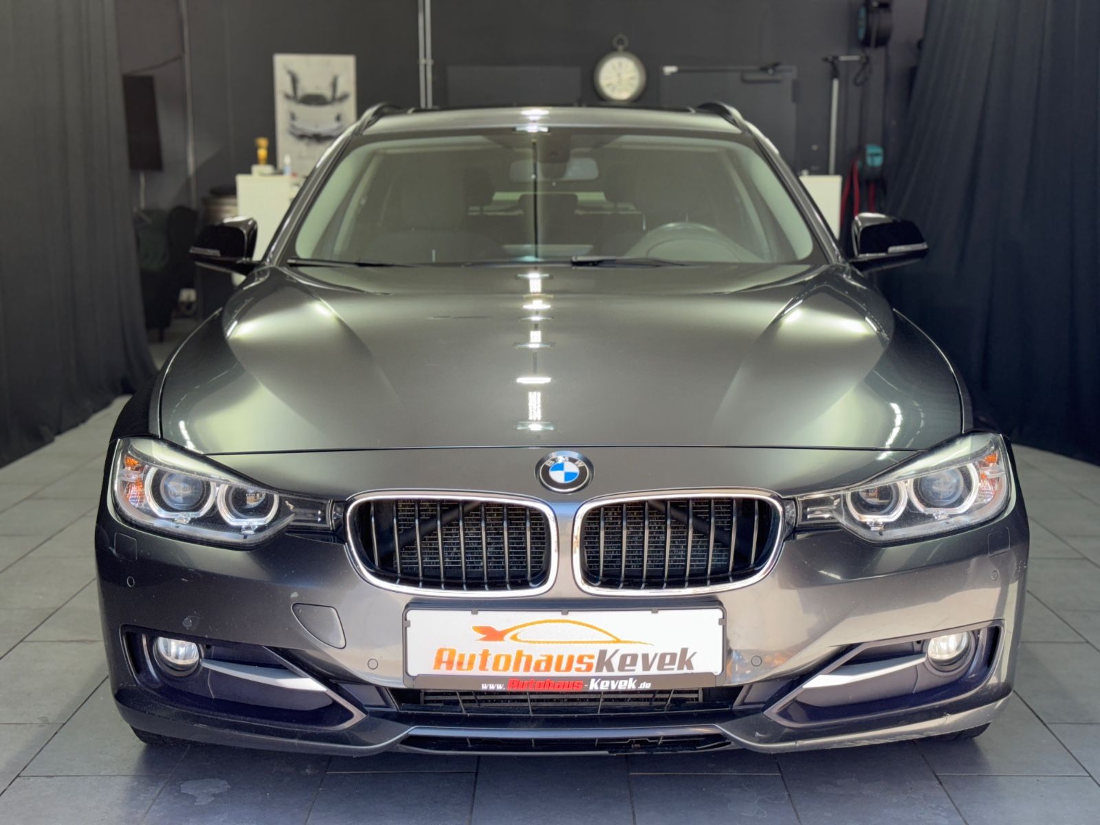 Fahrzeugabbildung BMW 320 d Touring|PANORAMA|AUTOMATIK|SPORT-LINE|