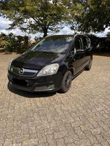 Opel Zafira 1.6 (2005) - Opel Zafira Gebrauchtwagen in Kassel