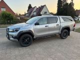 Toyota Hilux 2.8 Invincible Double Cab*Hardtop+360°*AHK - Toyota Hilux mit Diesel-Antrieb: Hardtop