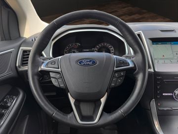 Ford Edge - 11