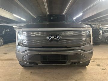 Ford F150 Lightning Lariat  gross Batterie im Vorlauf