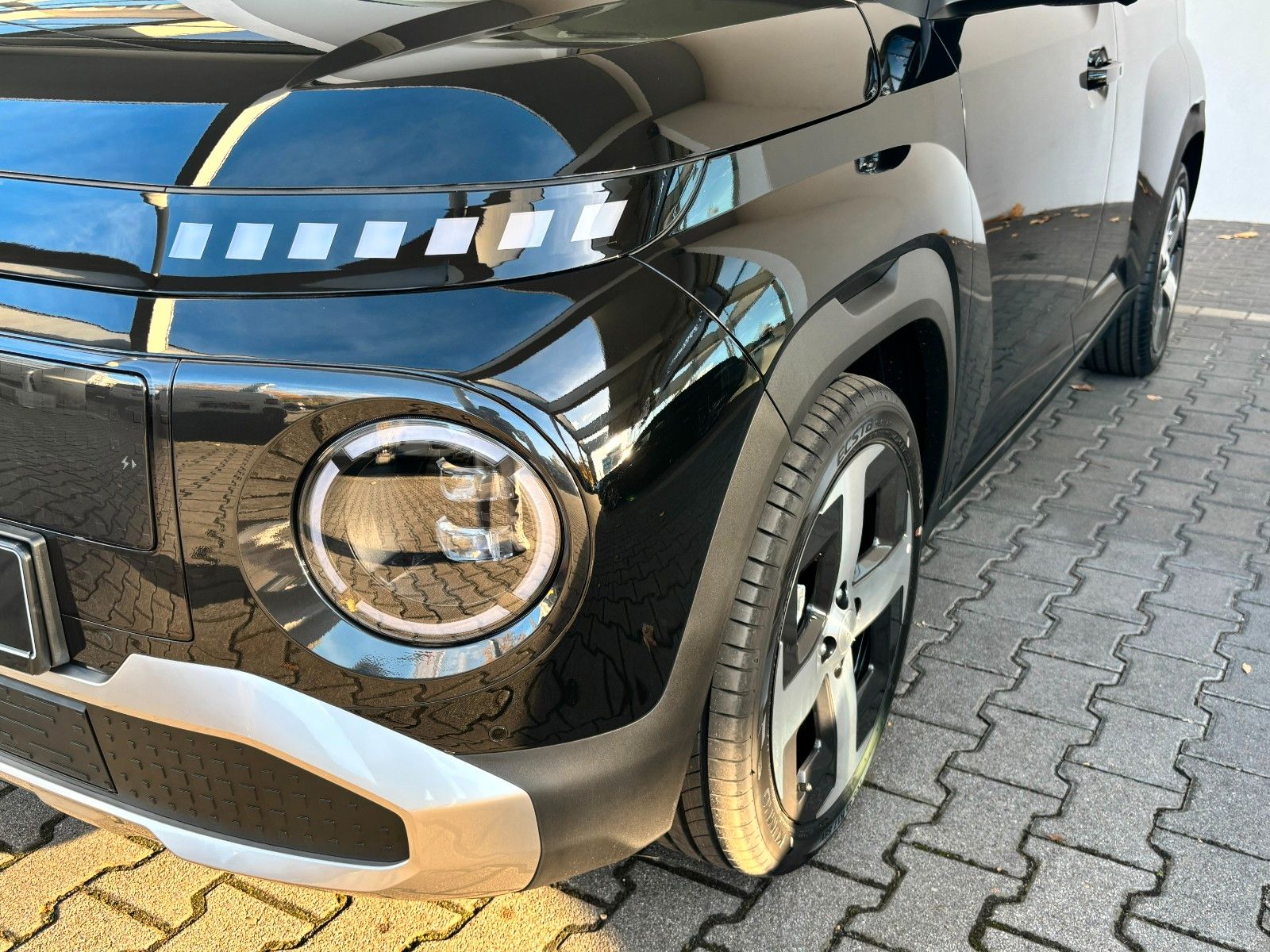 Fahrzeugabbildung Hyundai INSTER 49 kWh Prime 360°/V2L/Ambiente!